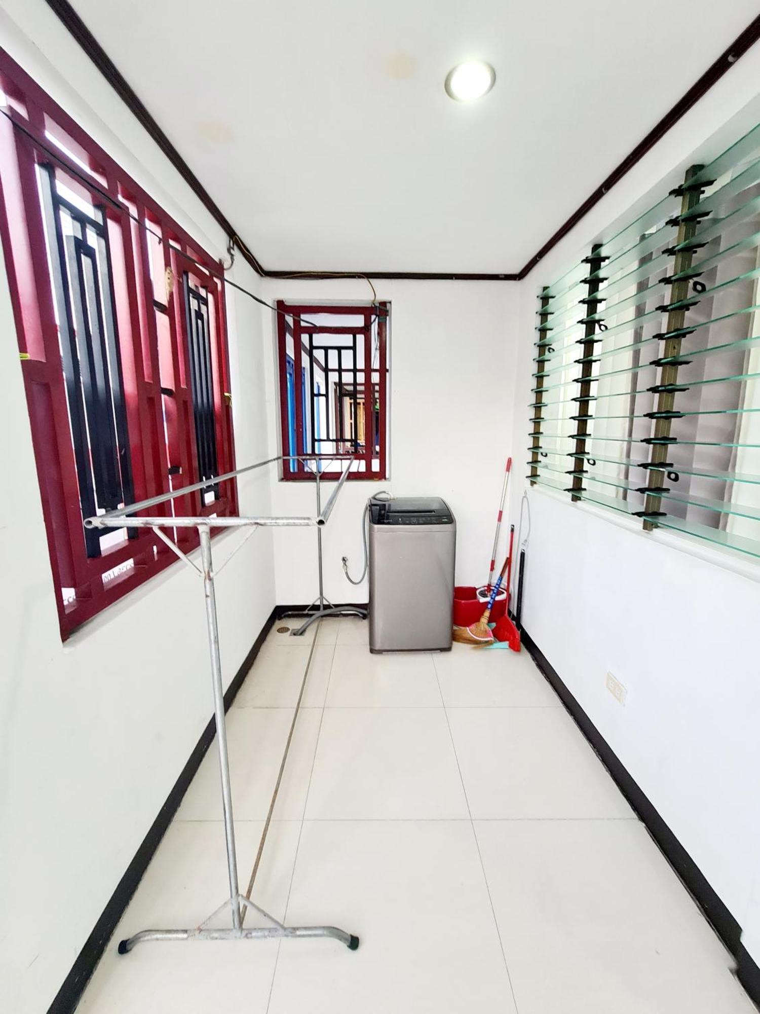 Calapan City Fully Furnished House Transient Near Xentromall L39 Eksteriør bilde