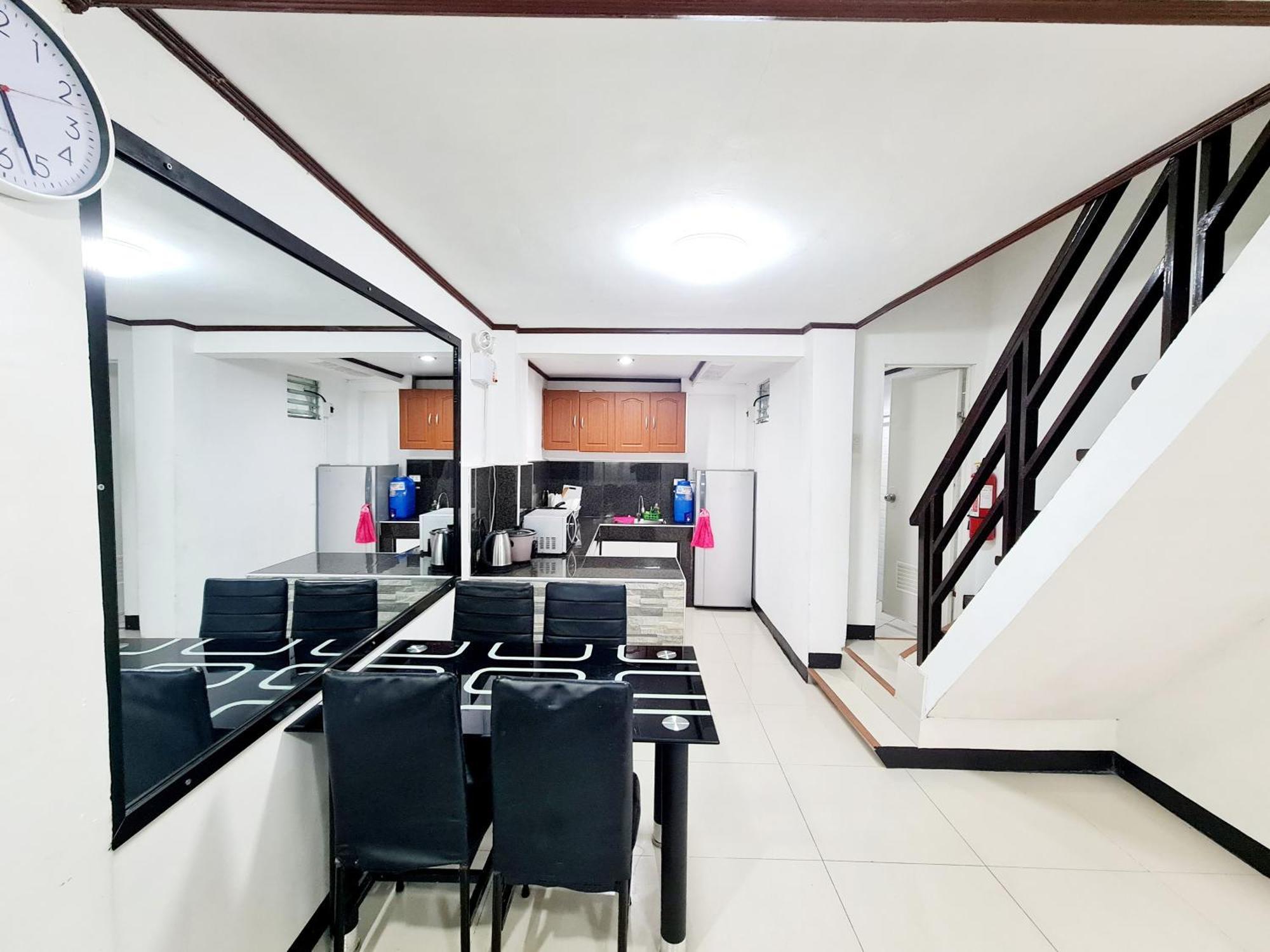 Calapan City Fully Furnished House Transient Near Xentromall L39 Eksteriør bilde